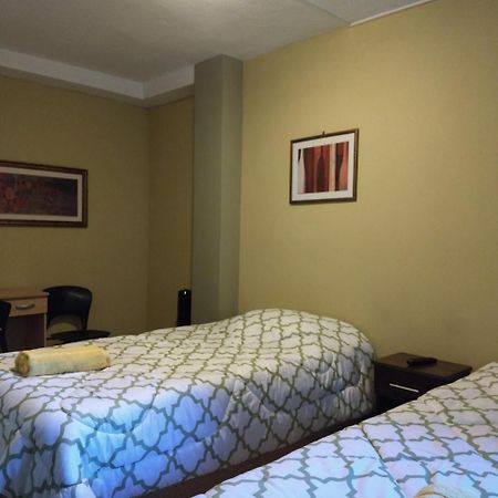 Give House Bed & Breakfast Guatemala City Екстериор снимка