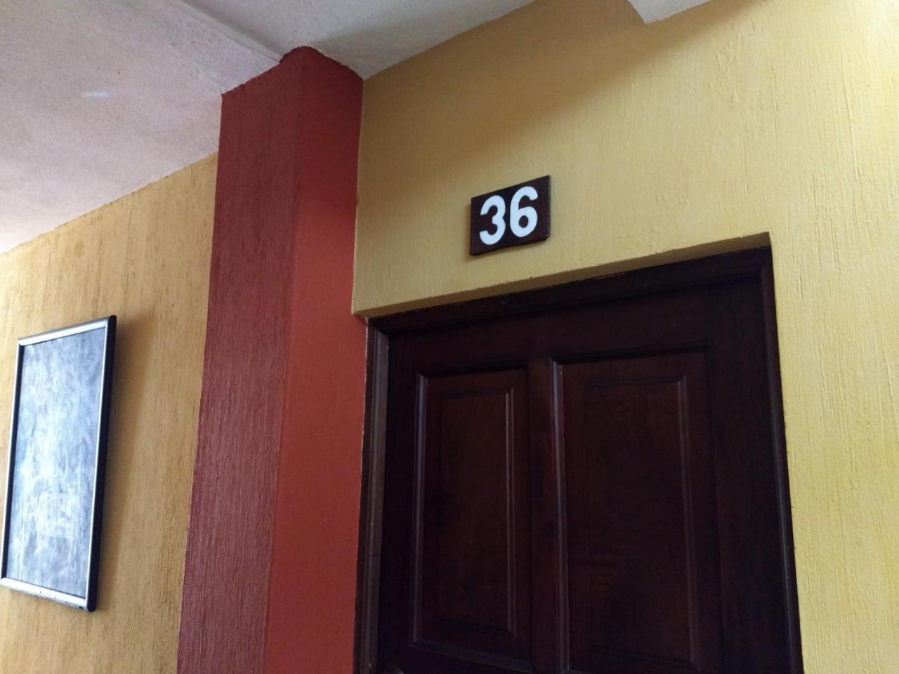 Give House Bed & Breakfast Guatemala City Екстериор снимка