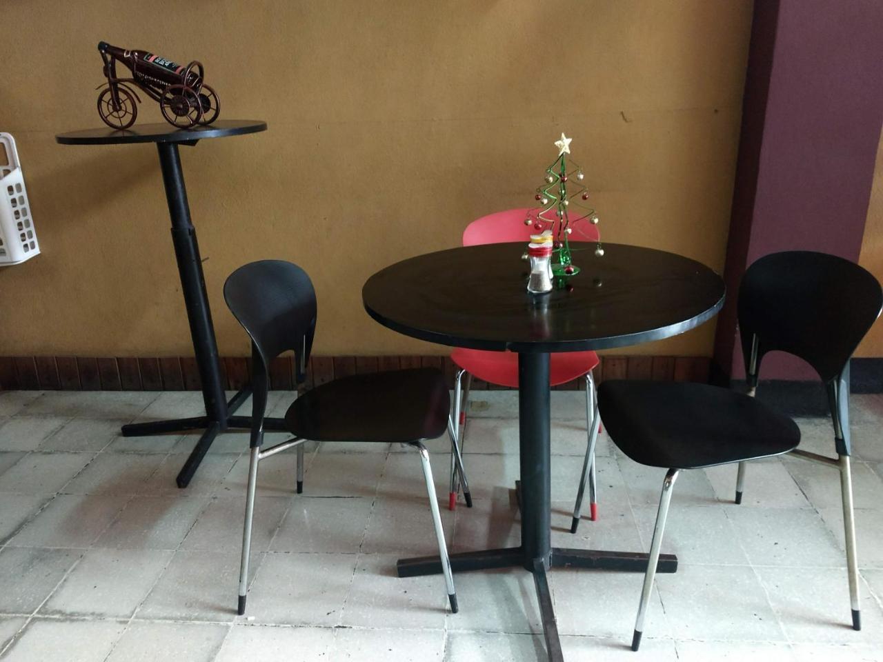 Give House Bed & Breakfast Guatemala City Екстериор снимка