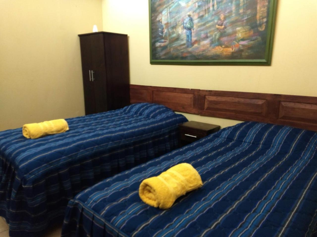 Give House Bed & Breakfast Guatemala City Екстериор снимка